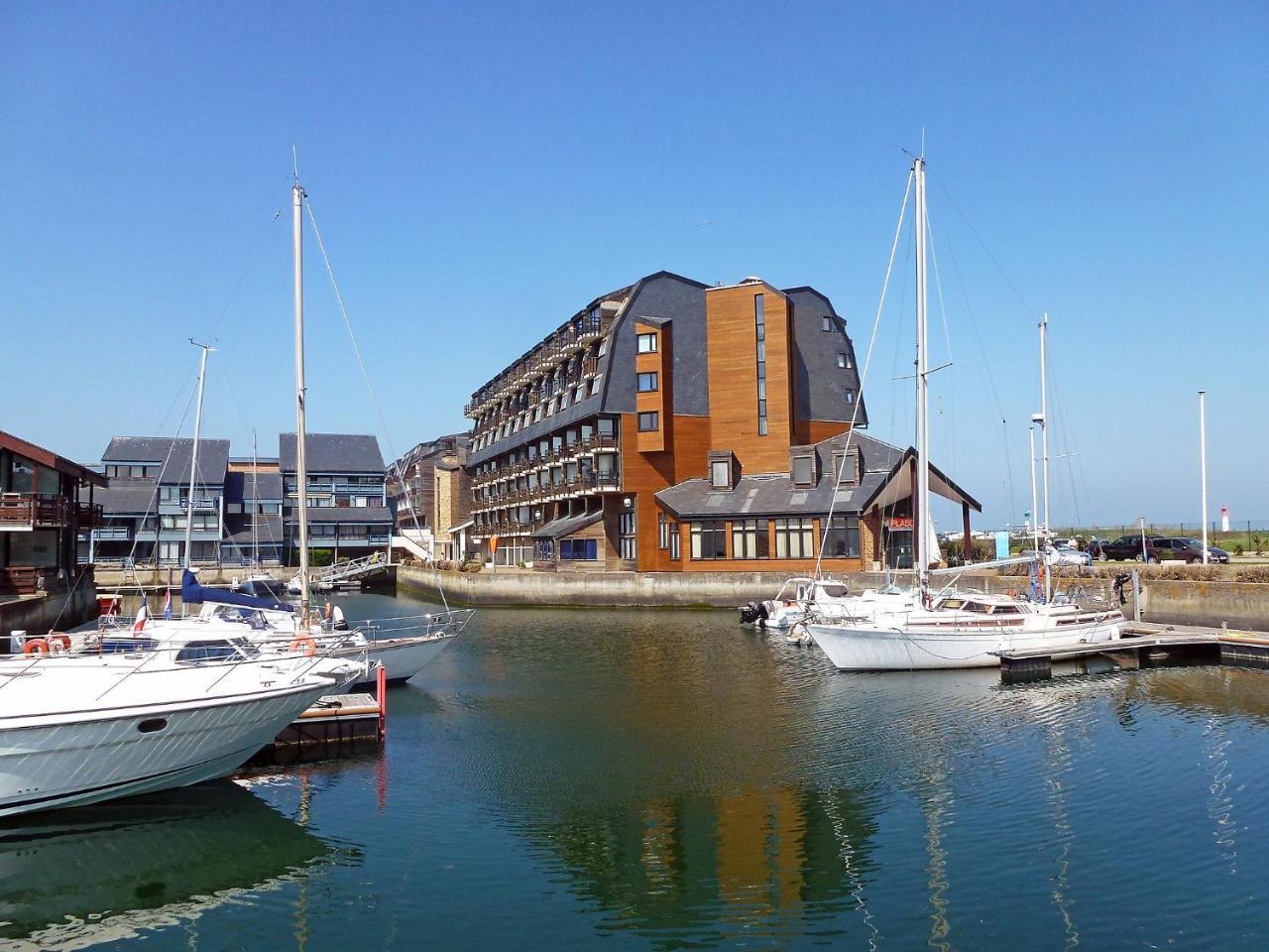 Studio Les Marinas-10 By Interhome Довиль Экстерьер фото